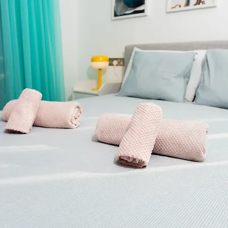 Stunning Mackenzie Sea Views Flat,1 Bedroom Daire